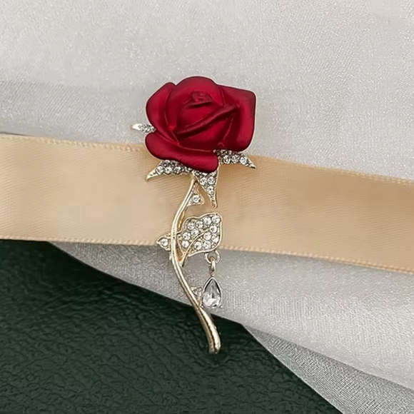 Jewelry - Elegant Red Rose Brooch with Gold Accents